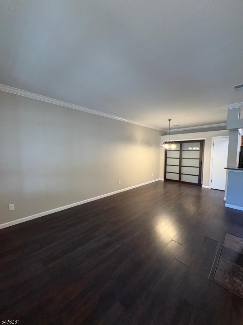 51 Wentworth Road Bedminster, NJ 07921 - Photo 5 of 10