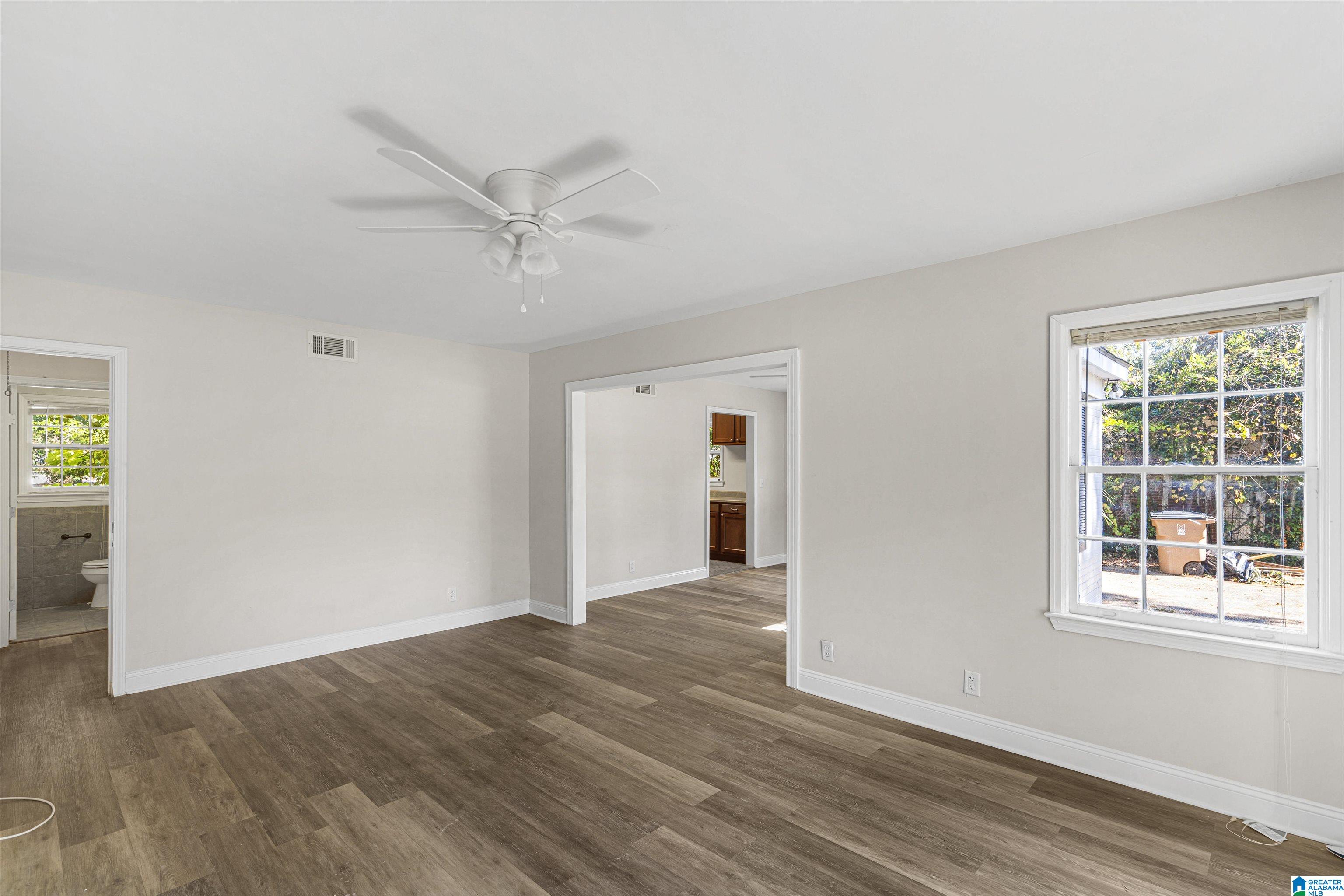 2100 Spring Hill Avenue Mobile, AL 36607 - Photo 22 of 40