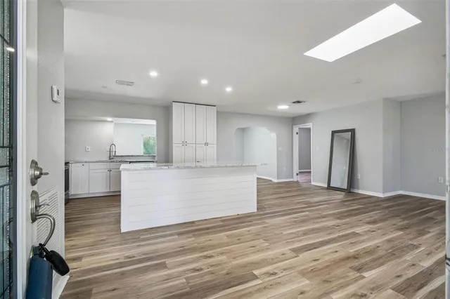 $299,900 | 1555 Newhope Road, Spring Hill, FL 34606