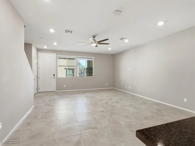 $1,950 | 6270 Cappadocia Street, Las Vegas, NV 89148