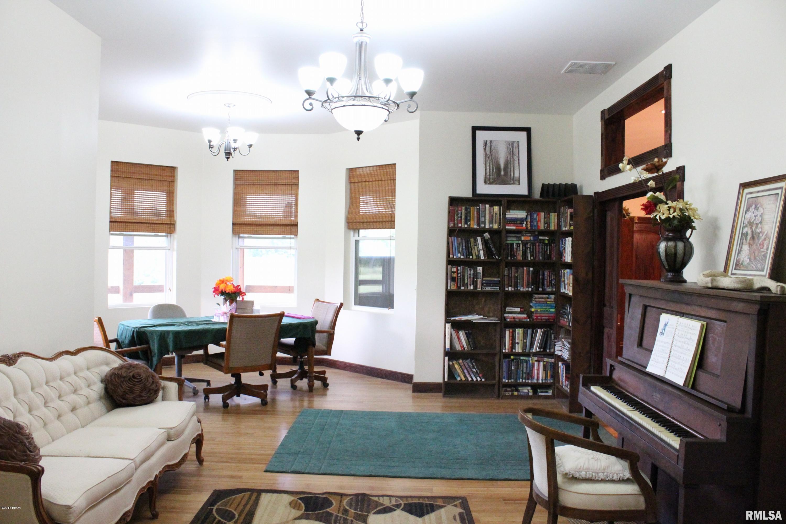 6156 Chautauqua Road Murphysboro, IL 62966 - Photo 14 of 47