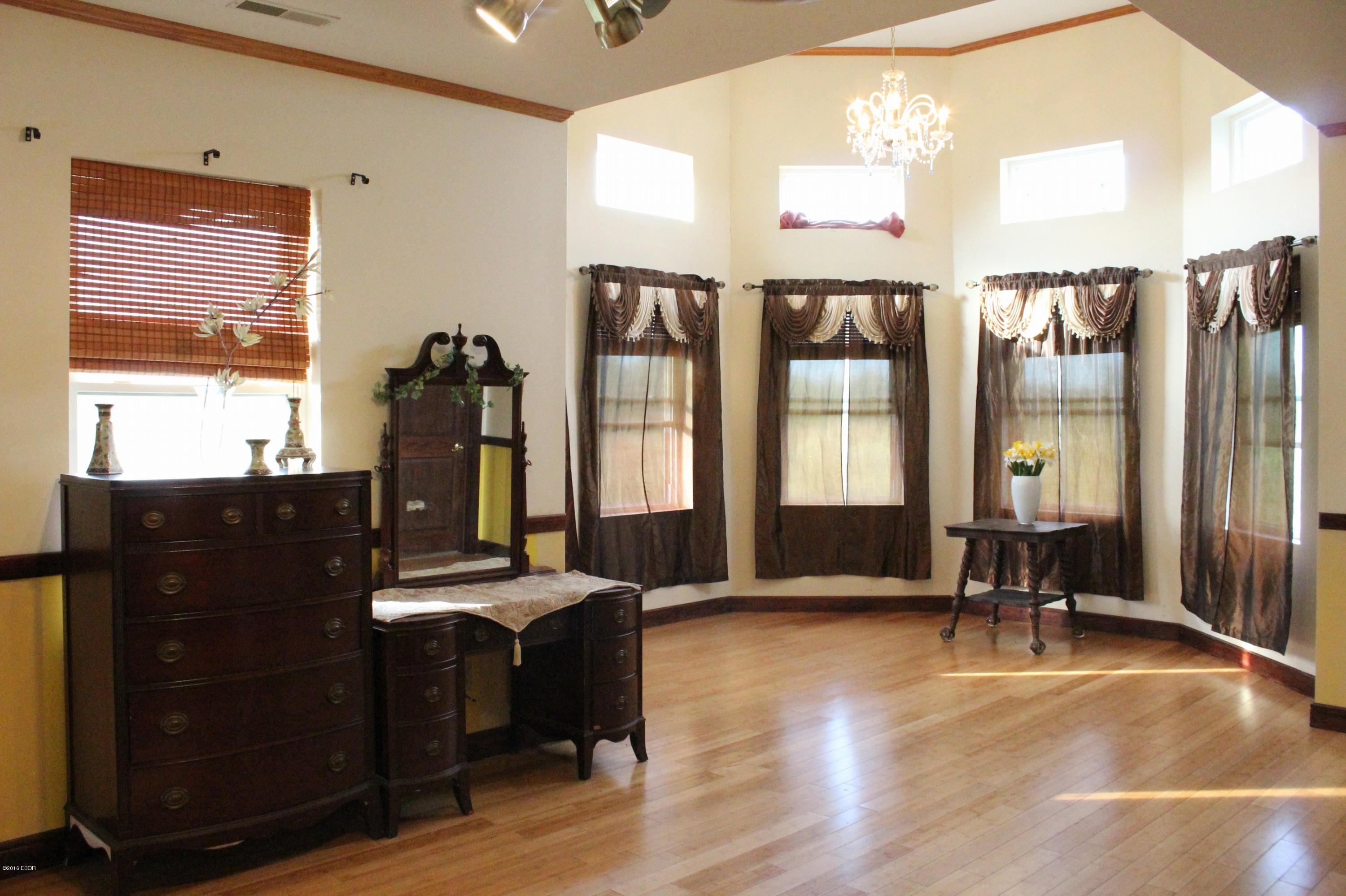 6156 Chautauqua Road Murphysboro, IL 62966 - Photo 23 of 47