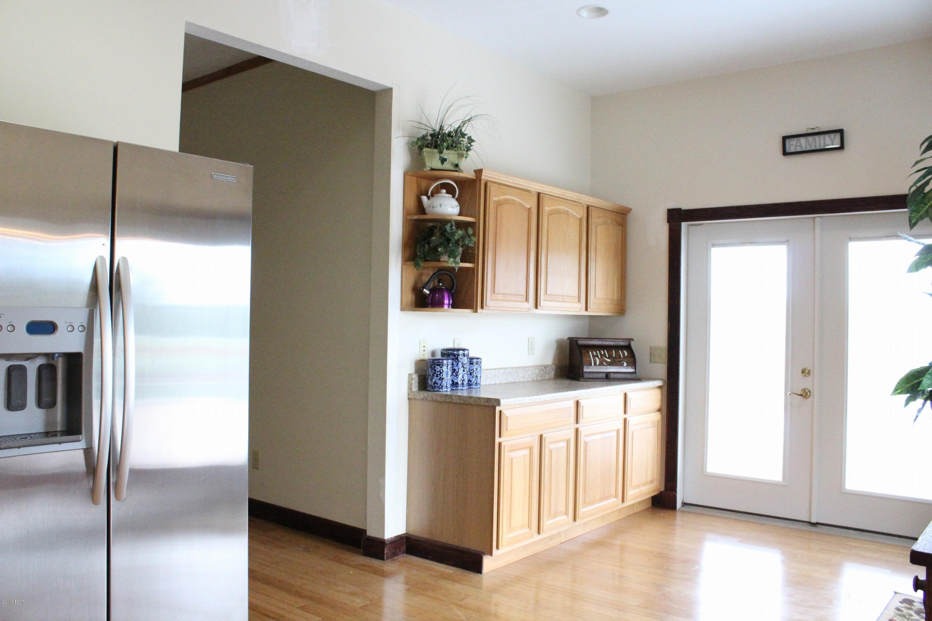 6156 Chautauqua Road Murphysboro, IL 62966 - Photo 9 of 47