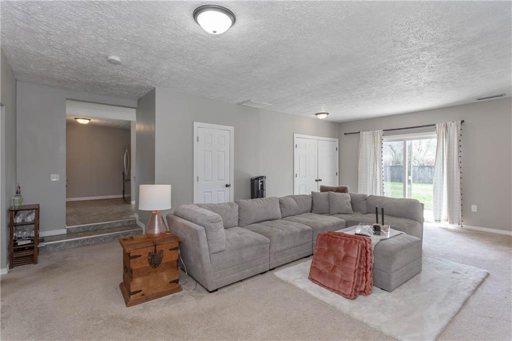 905 Bristol Road Indianapolis, IN 46280 - Photo 8 of 21 Gallery Image 8