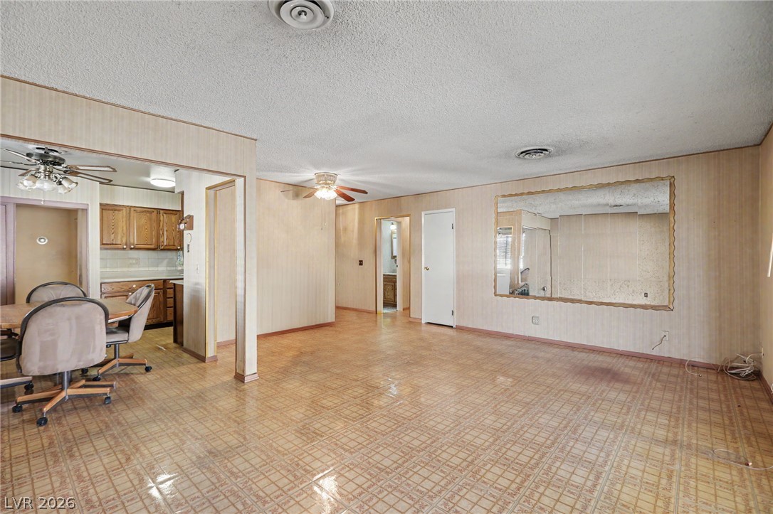 1949 Randa Lane Las Vegas, NV 89104 - Photo 21 of 36 Gallery Image 21