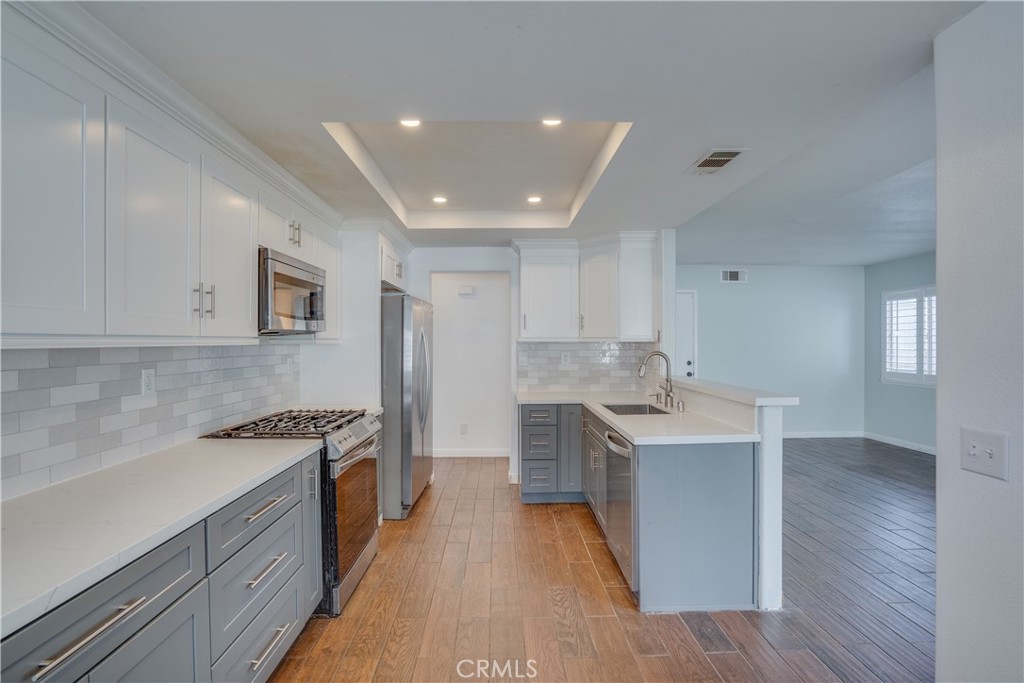 2173 Tehachapi Drive Corona, CA 92879 - Photo 16 of 57