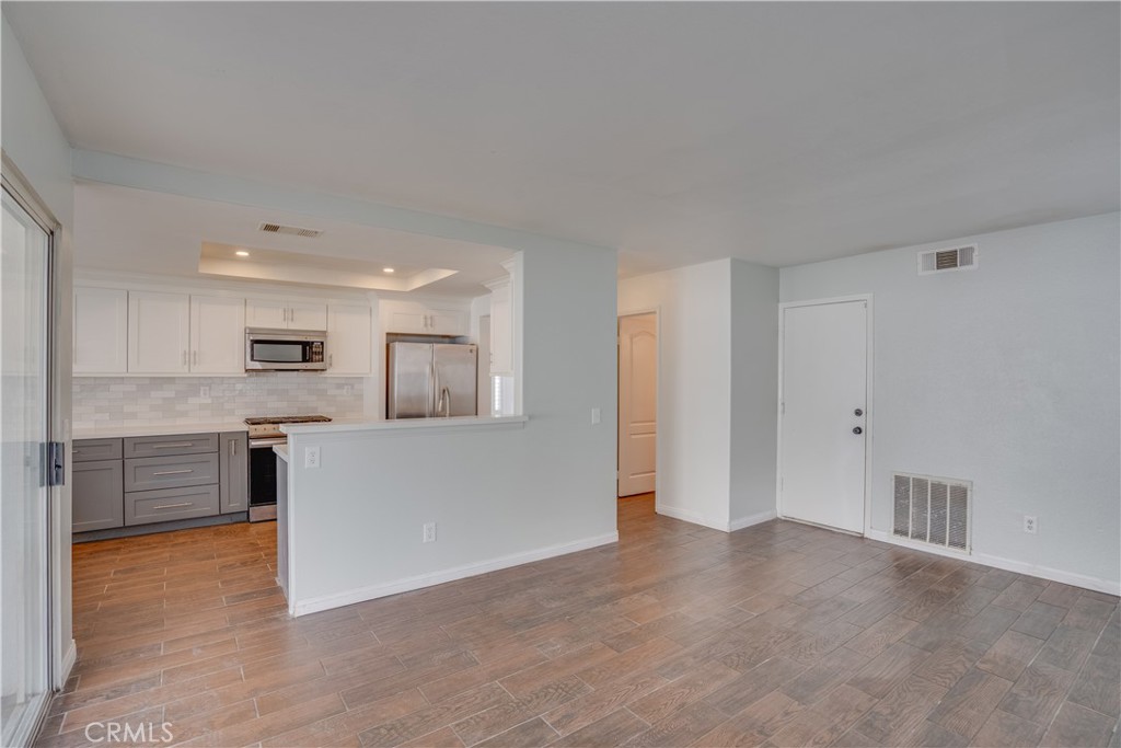 2173 Tehachapi Drive Corona, CA 92879 - Photo 22 of 57