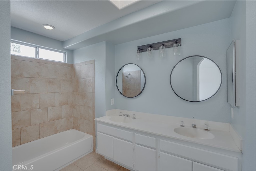 2173 Tehachapi Drive Corona, CA 92879 - Photo 34 of 57