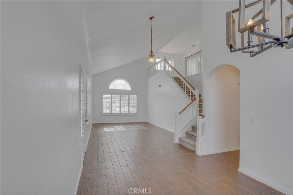 2173 Tehachapi Drive Corona, CA 92879 - Photo 10 of 57