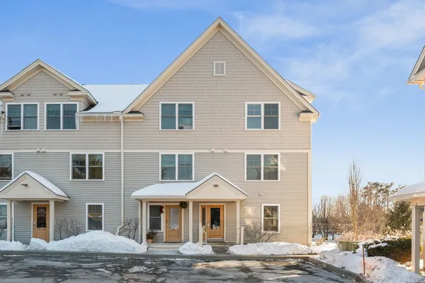 $249,000 | 107 John Fay Road, Unit 204, South Burlington, VT 05403