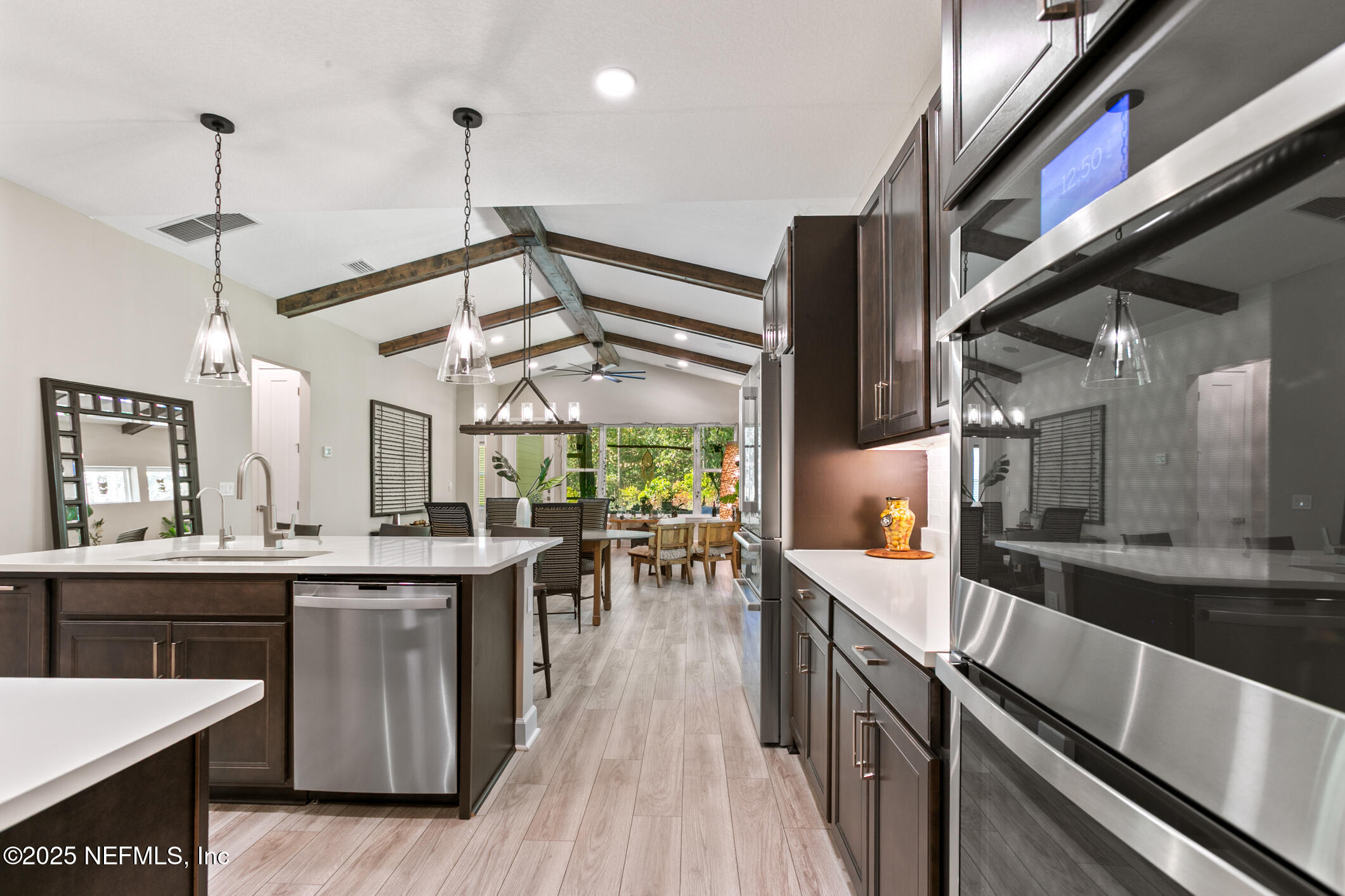11080 Engineering Way Jacksonville, FL 32256 - Photo 16 of 74 a kitchen with lots of counter top space