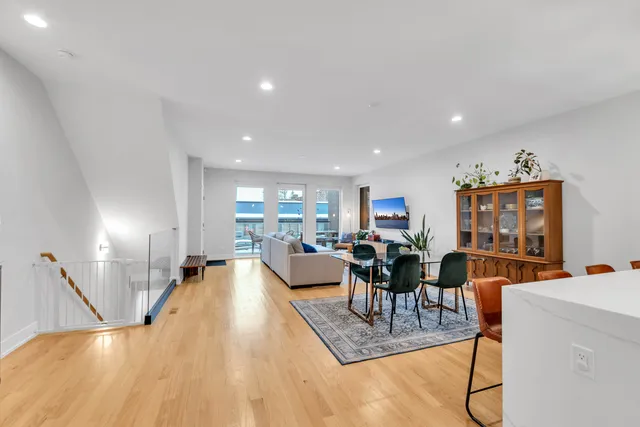 $775,000 | 3708 West Belmont Avenue, Unit 1, Chicago, IL 60618