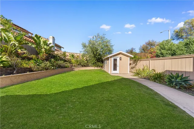 $1,238,000 | 16 Las Piedras, Rancho Santa Margarita, CA 92688