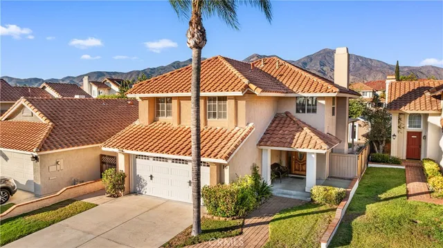 $1,238,000 | 16 Las Piedras, Rancho Santa Margarita, CA 92688