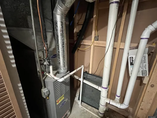 $389,000 | 2460 West Teton Boulevard, Green River, WY 82935