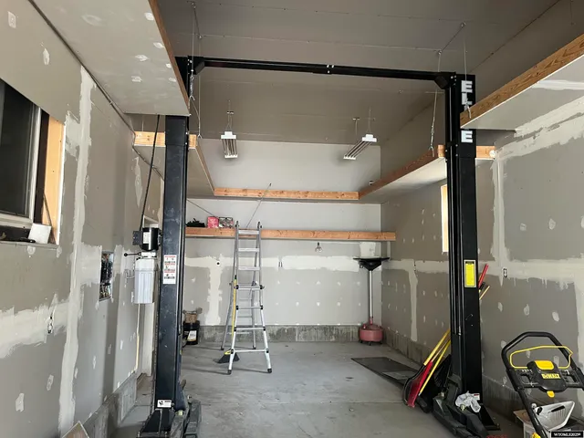 $389,000 | 2460 West Teton Boulevard, Green River, WY 82935