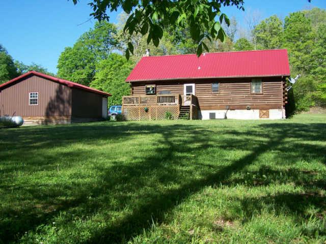 3520 Lewis Atkins Road Woodlawn, TN 37191 - Photo 3 of 20 Gallery Image 3