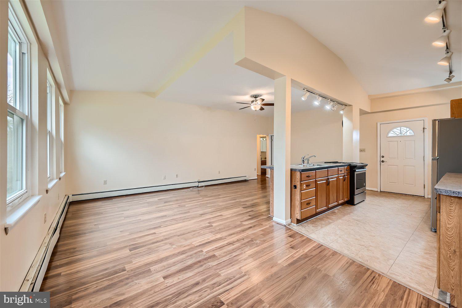 716 South Camp Meade Road, Unit A Linthicum Heights, MD 21090 - Photo 4 of 11