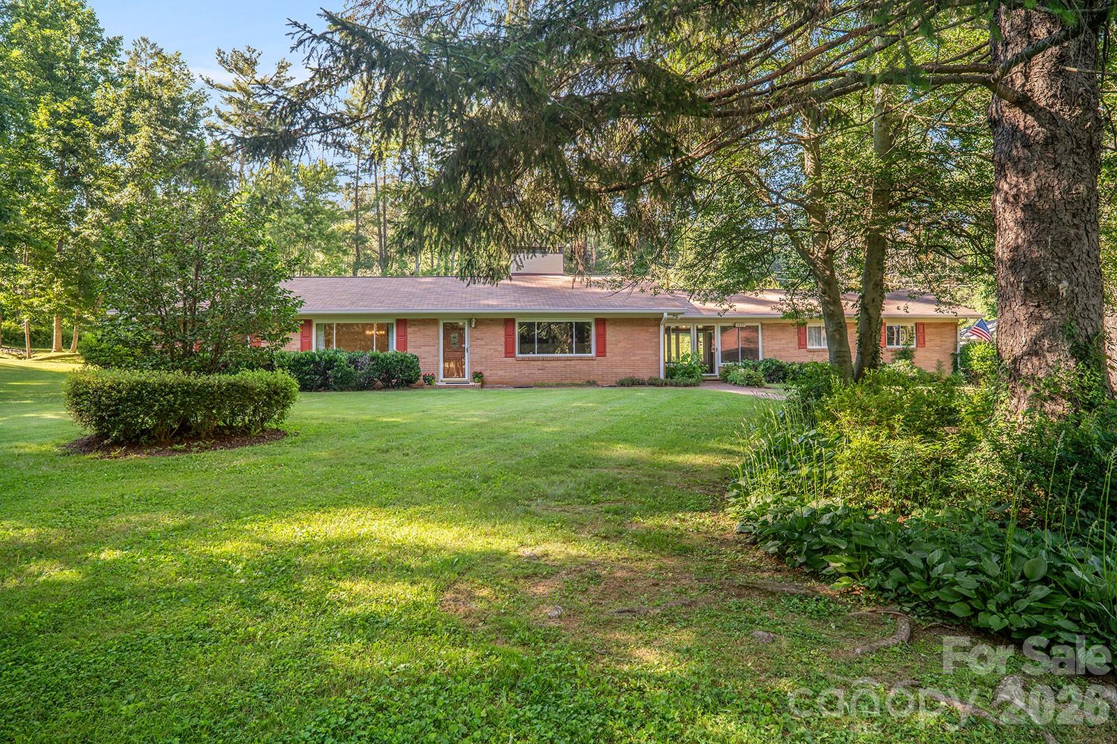 1235 Ashby Lane Hendersonville, NC 28791 - Photo 14 of 45