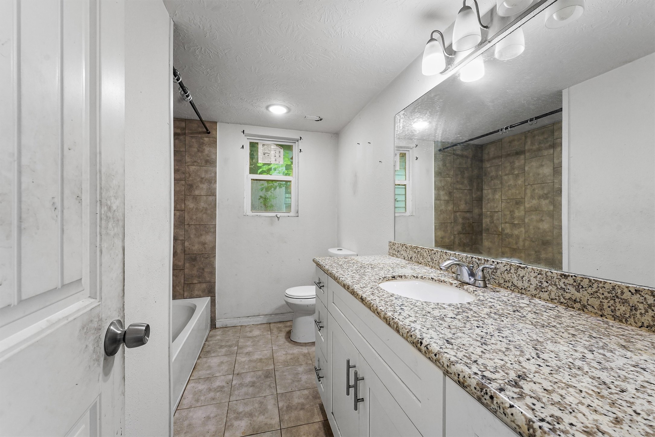 2709 Davis Street Houston, TX 77026 - Photo 15 of 27