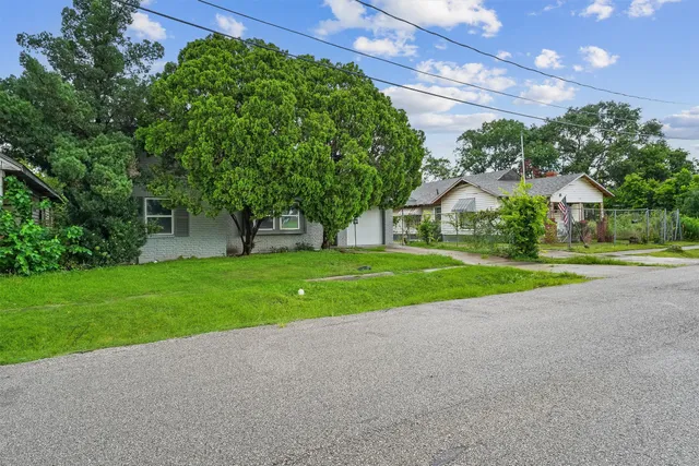 $136,000 | 2709 Davis Street, Houston, TX 77026