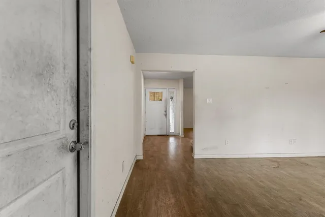 $136,000 | 2709 Davis Street, Houston, TX 77026