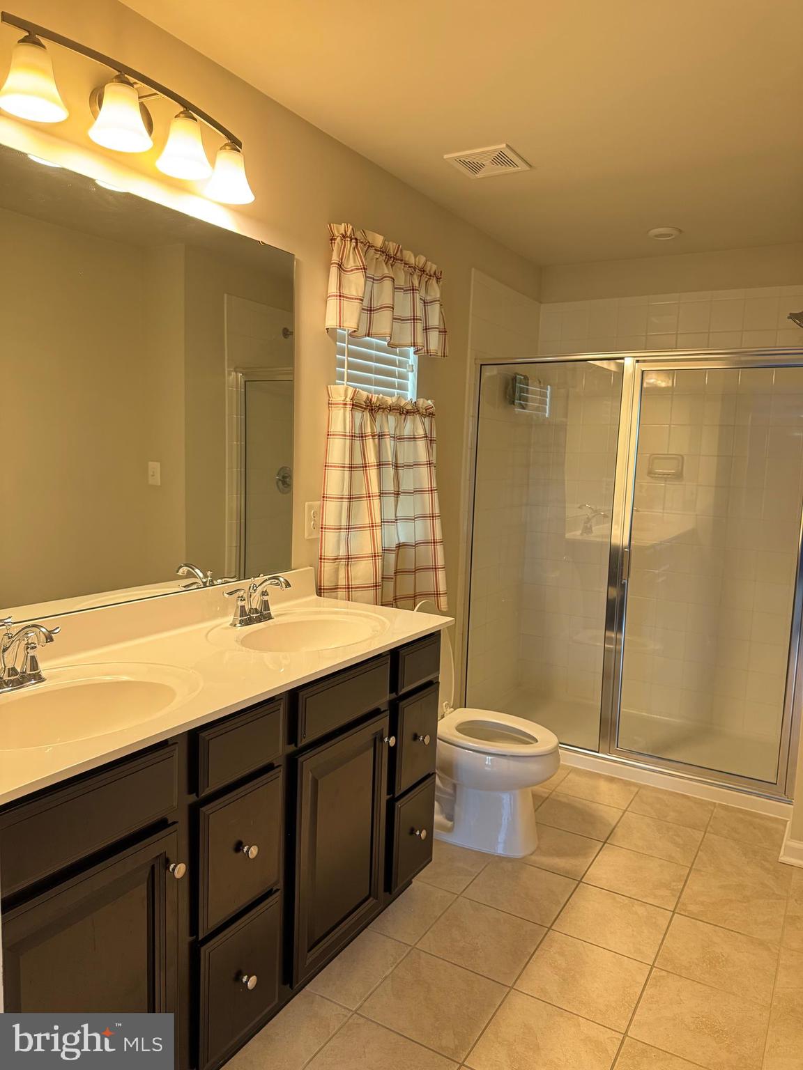 5473 Leedstown Road King George, VA 22485 - Photo 16 of 26 Primary Bathroom