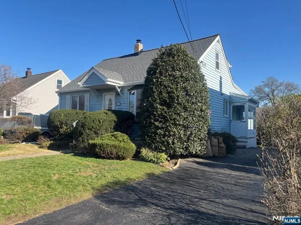$3,950 | 48 Center Court, Garfield, NJ 07026