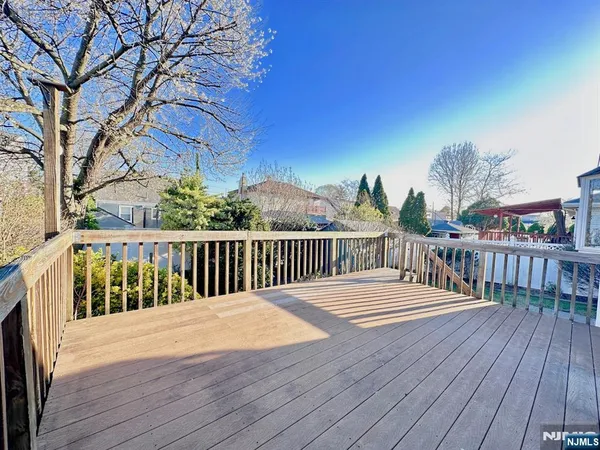 $3,950 | 48 Center Court, Garfield, NJ 07026