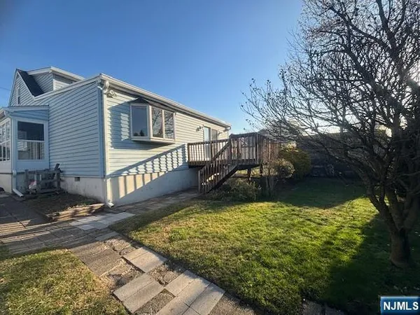 $3,950 | 48 Center Court, Garfield, NJ 07026