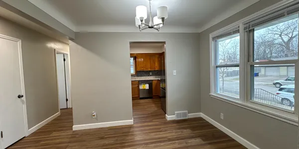$324,900 | 42 Baker Street West, St. Paul, MN 55107