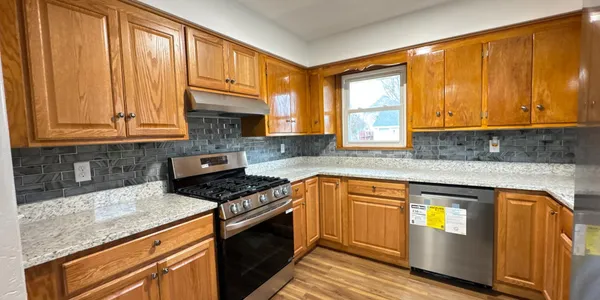 $324,900 | 42 Baker Street West, St. Paul, MN 55107