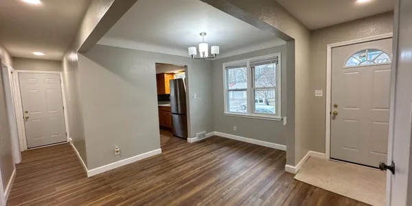 $324,900 | 42 Baker Street West, St. Paul, MN 55107
