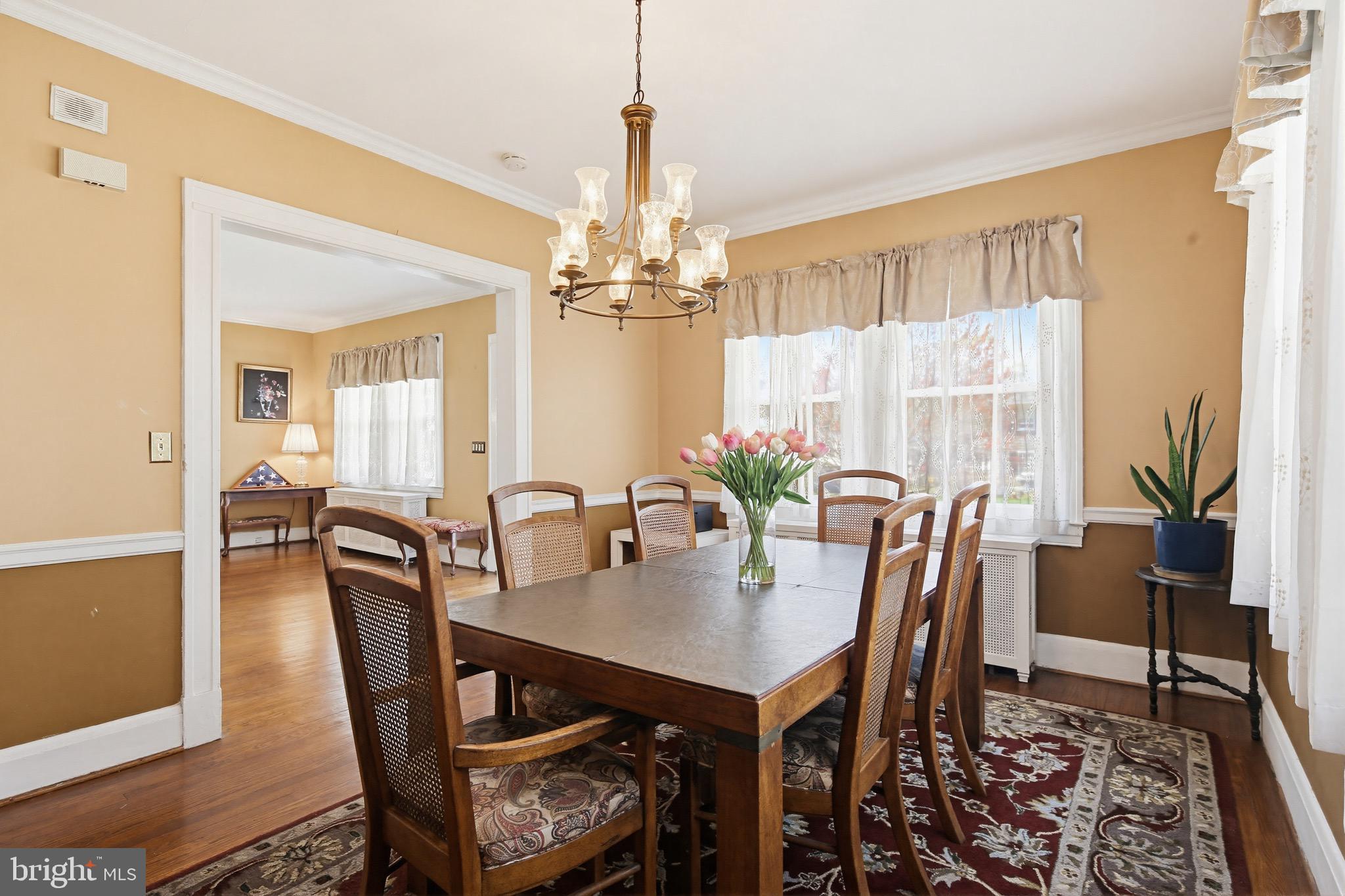 705 Winans Way Baltimore, MD 21229 - Photo 15 of 43 Spacious dining room for entertaining