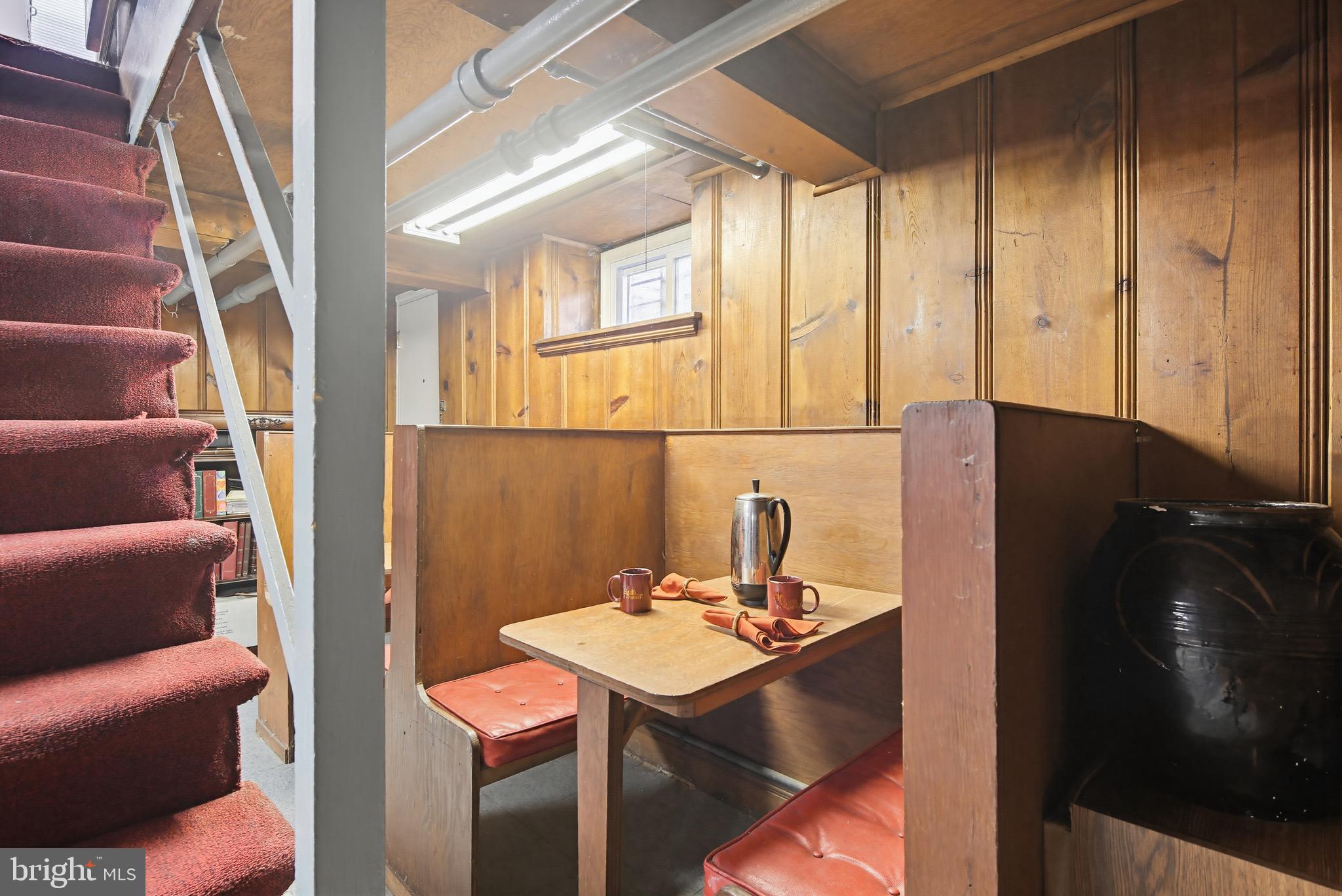 705 Winans Way Baltimore, MD 21229 - Photo 27 of 43 Retro basement seating with vintage charm
