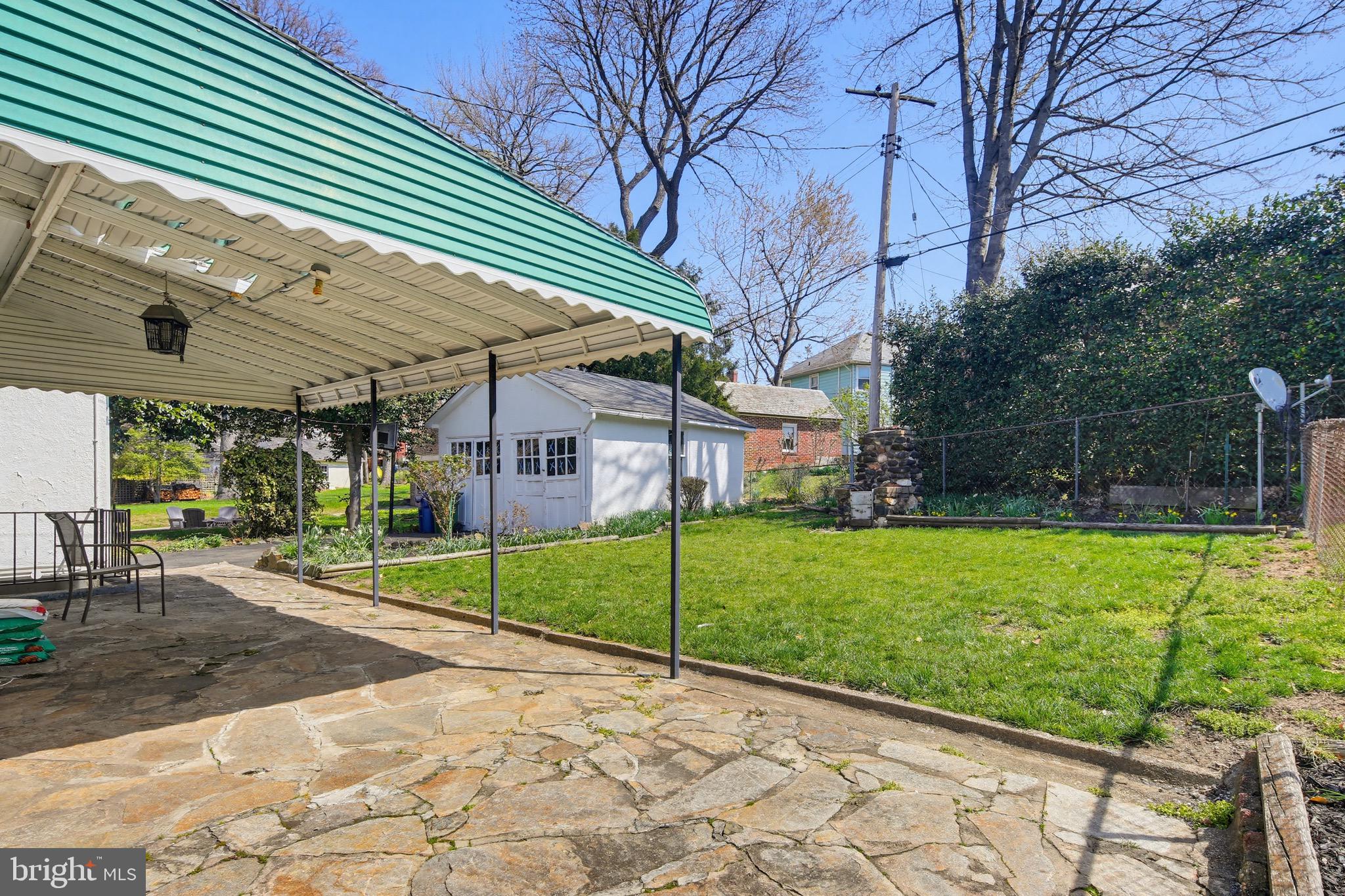 705 Winans Way Baltimore, MD 21229 - Photo 39 of 43 Flagstone patio