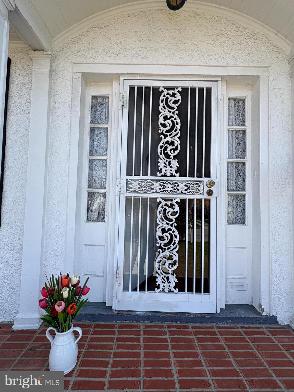 705 Winans Way Baltimore, MD 21229 - Photo 41 of 43 Charming entry with original details