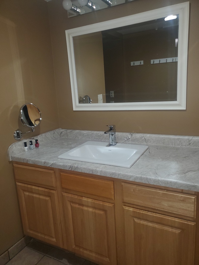 523 Timber Ridge Drive, Unit 204 Carol Stream, IL 60188 - Photo 14 of 24 Gallery Image 14