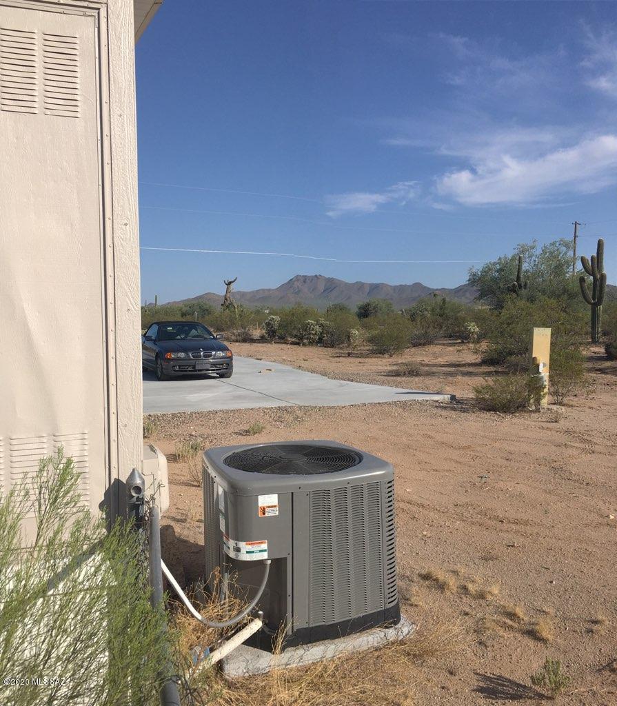 12401 West McAfee Road Tucson, AZ 85743 - Photo 16 of 25 Gallery Image 16