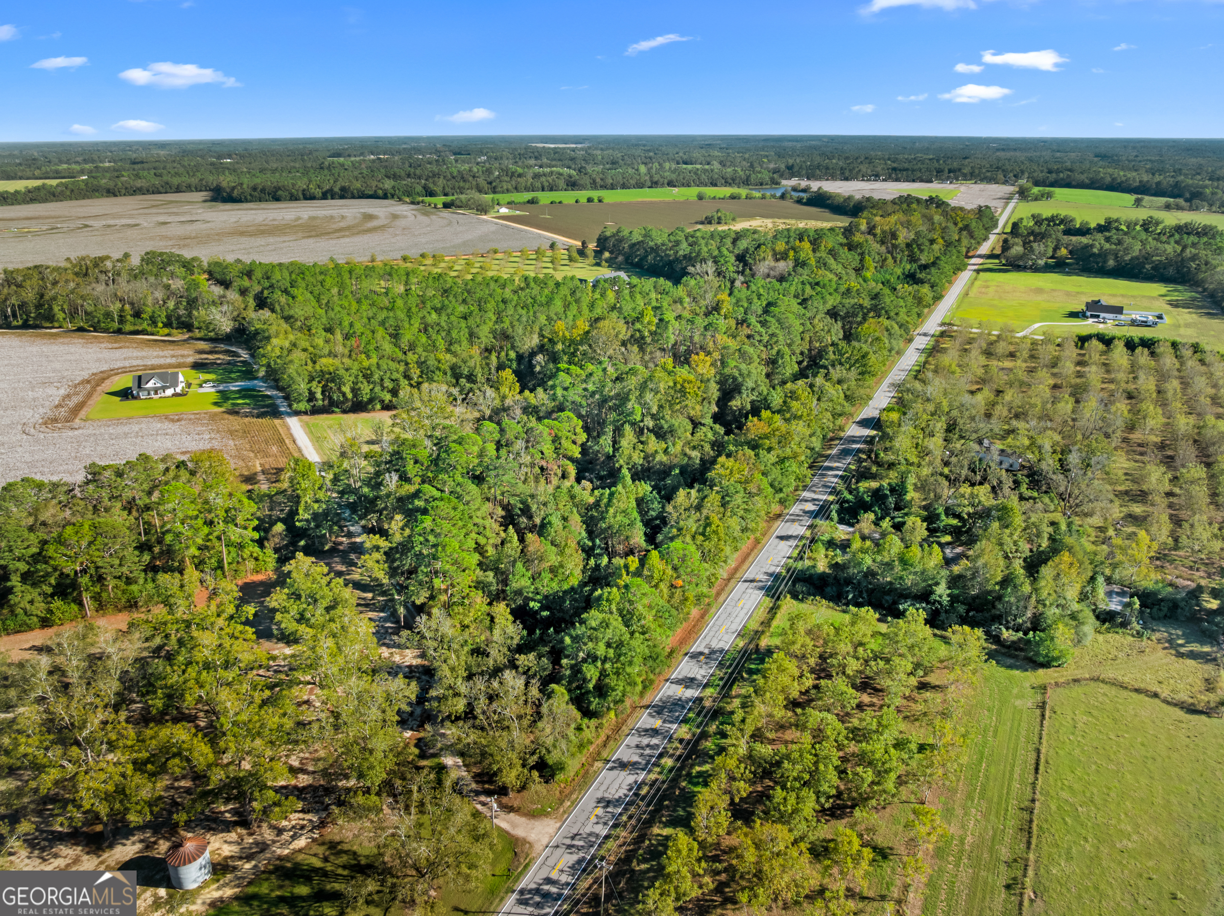 a view of an outdoor space with a lake view