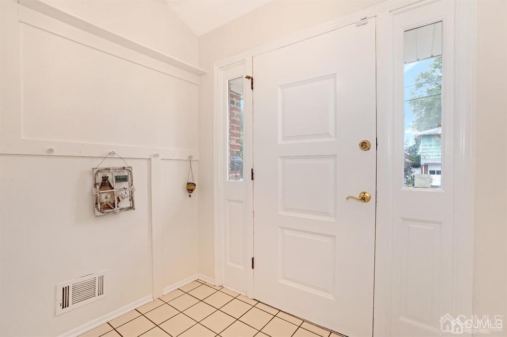 63 South Cliff Road Colonia, NJ 07067 - Photo 3 of 37 a view of an empty room