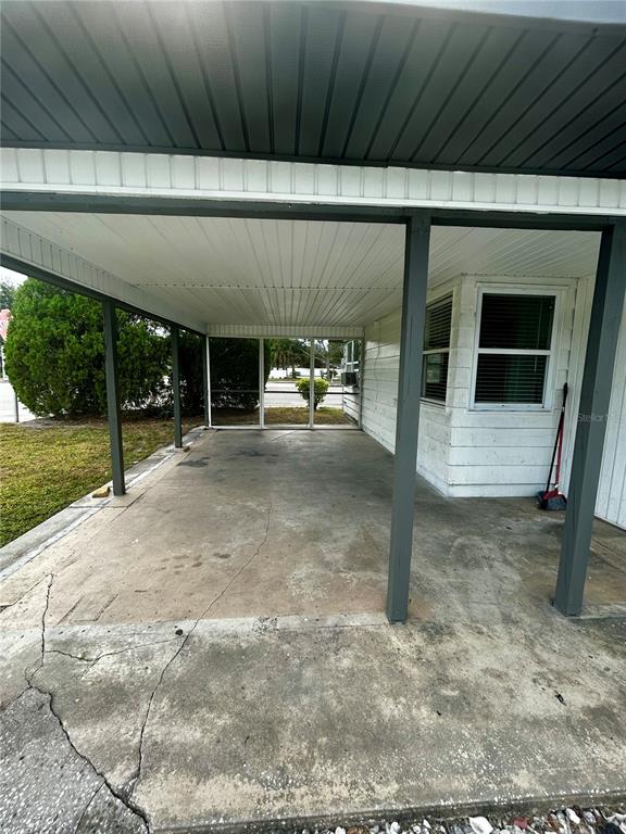 2695 Fruitville Road Sarasota, FL 34237 - Photo 11 of 13 a view of parking area