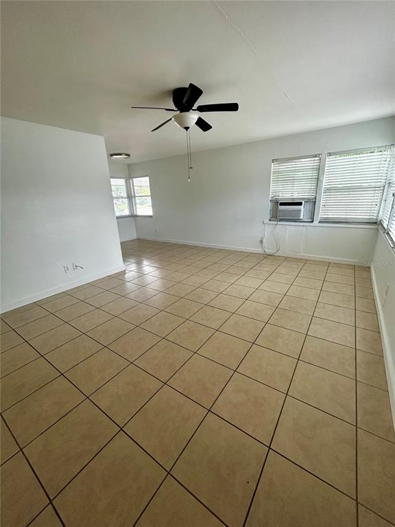 2695 Fruitville Road Sarasota, FL 34237 - Photo 6 of 13