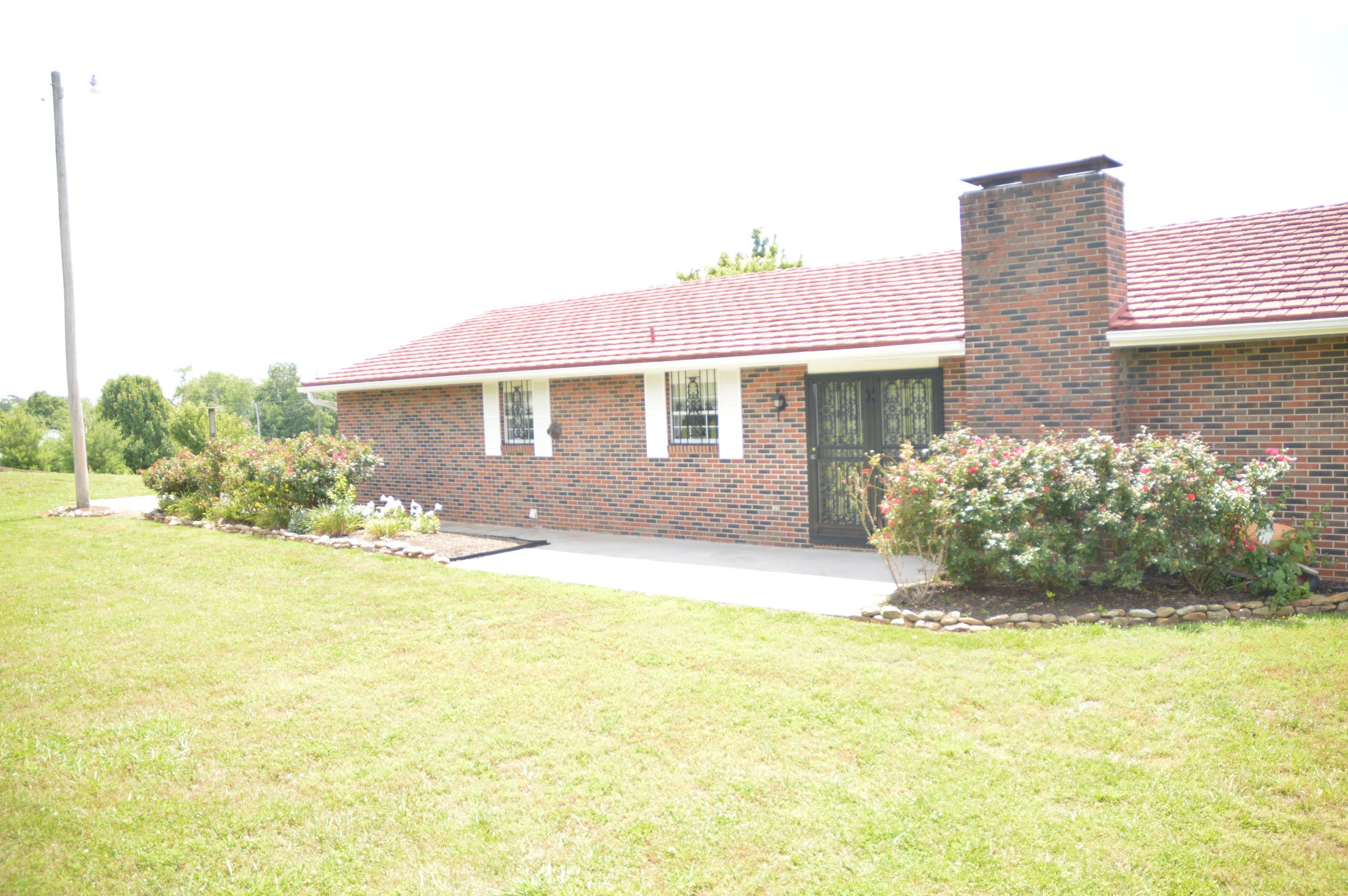 218 Simmons Road Seymour, TN 37865 - Photo 26 of 40 218 Simmons - Pic 000 (38)