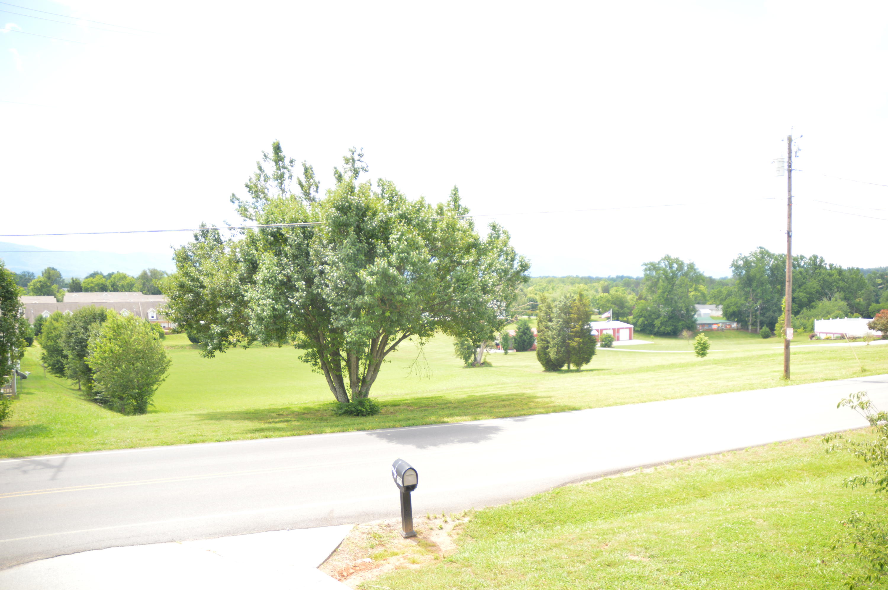 218 Simmons Road Seymour, TN 37865 - Photo 36 of 40 218 Simmons - Pic 000 (17)