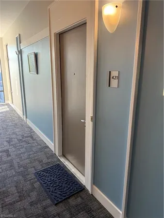 $1,595 | 810 West 4th Street, Unit 421, Winston-Salem, NC 27101