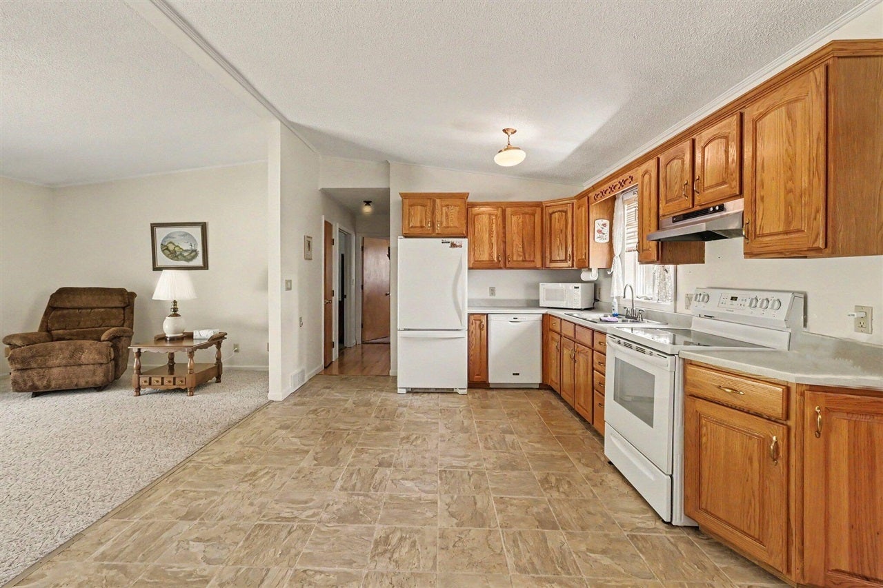 595 Albion Road Albion, MI 49224 - Photo 7 of 24 Gallery Image 7