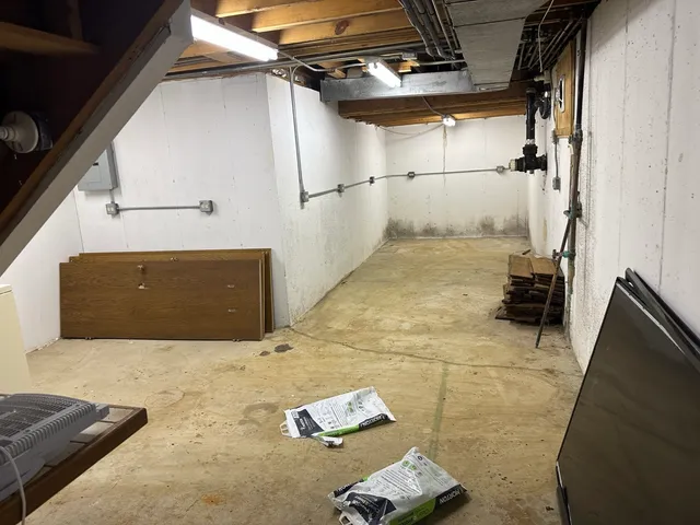 a view of washer and dryer