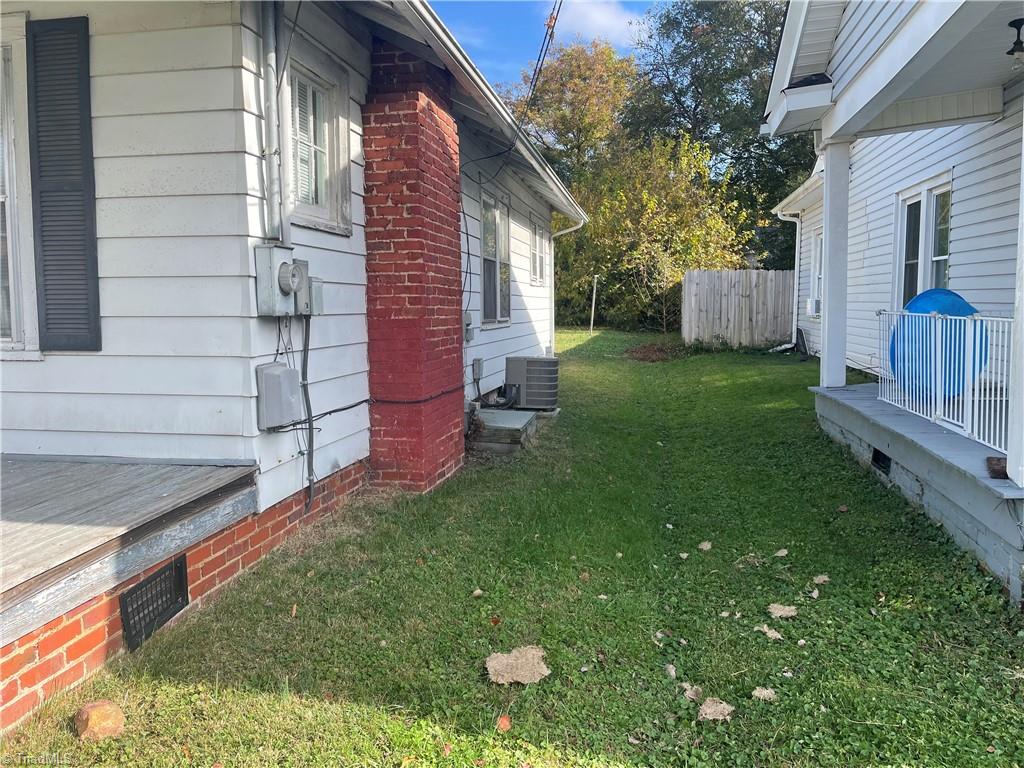 1109 Adams Street High Point, NC 27262 - Photo 2 of 18 Gallery Image 2