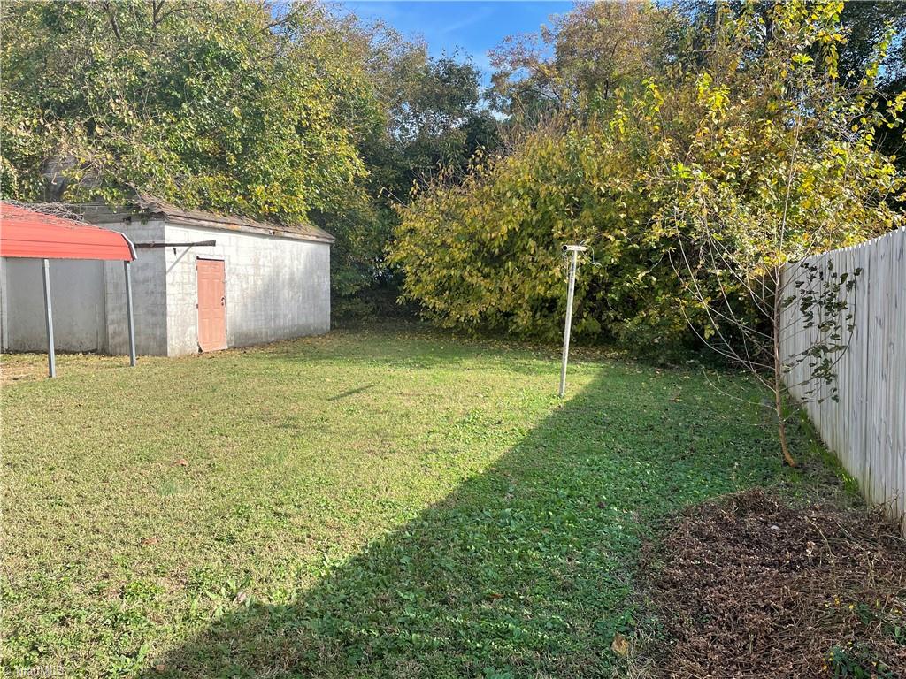 1109 Adams Street High Point, NC 27262 - Photo 4 of 18 Gallery Image 4